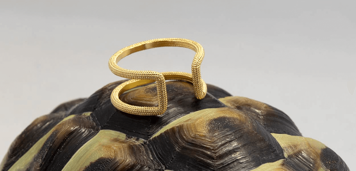 Tortoise textured gold open rings designed