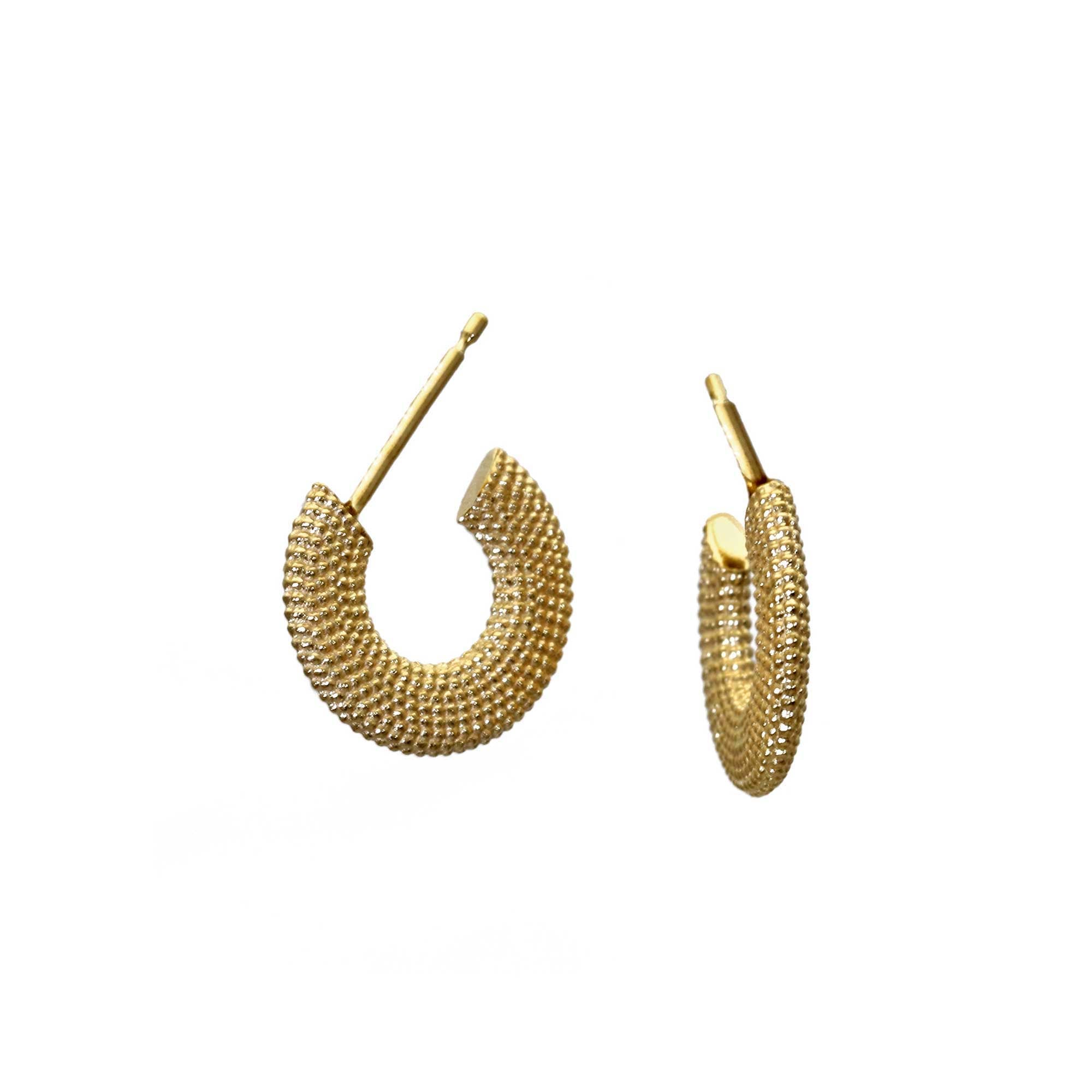 Weol granulated yellow gold chunky hoop earrings