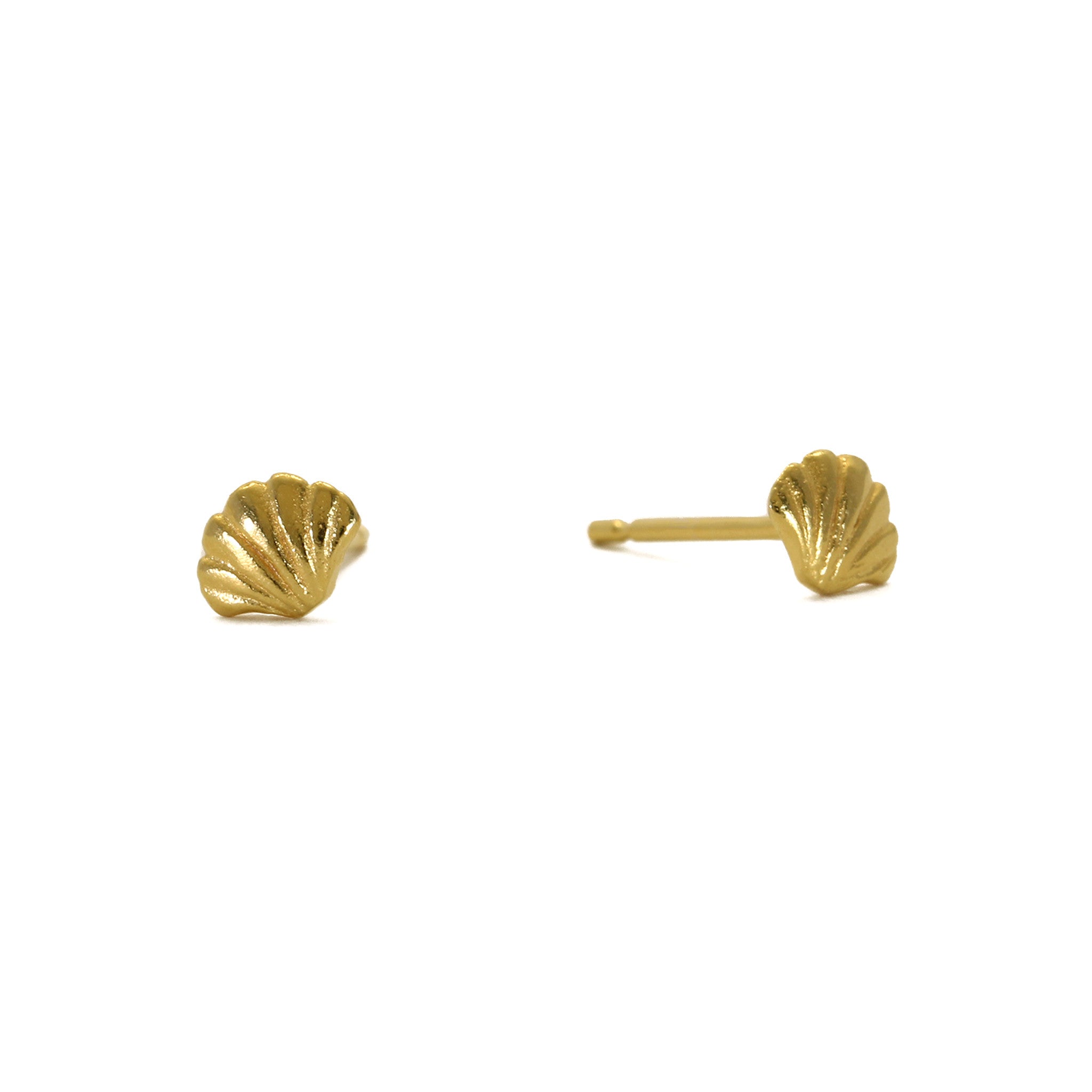 A pair of Tiny Wing Yellow Gold shell earrings